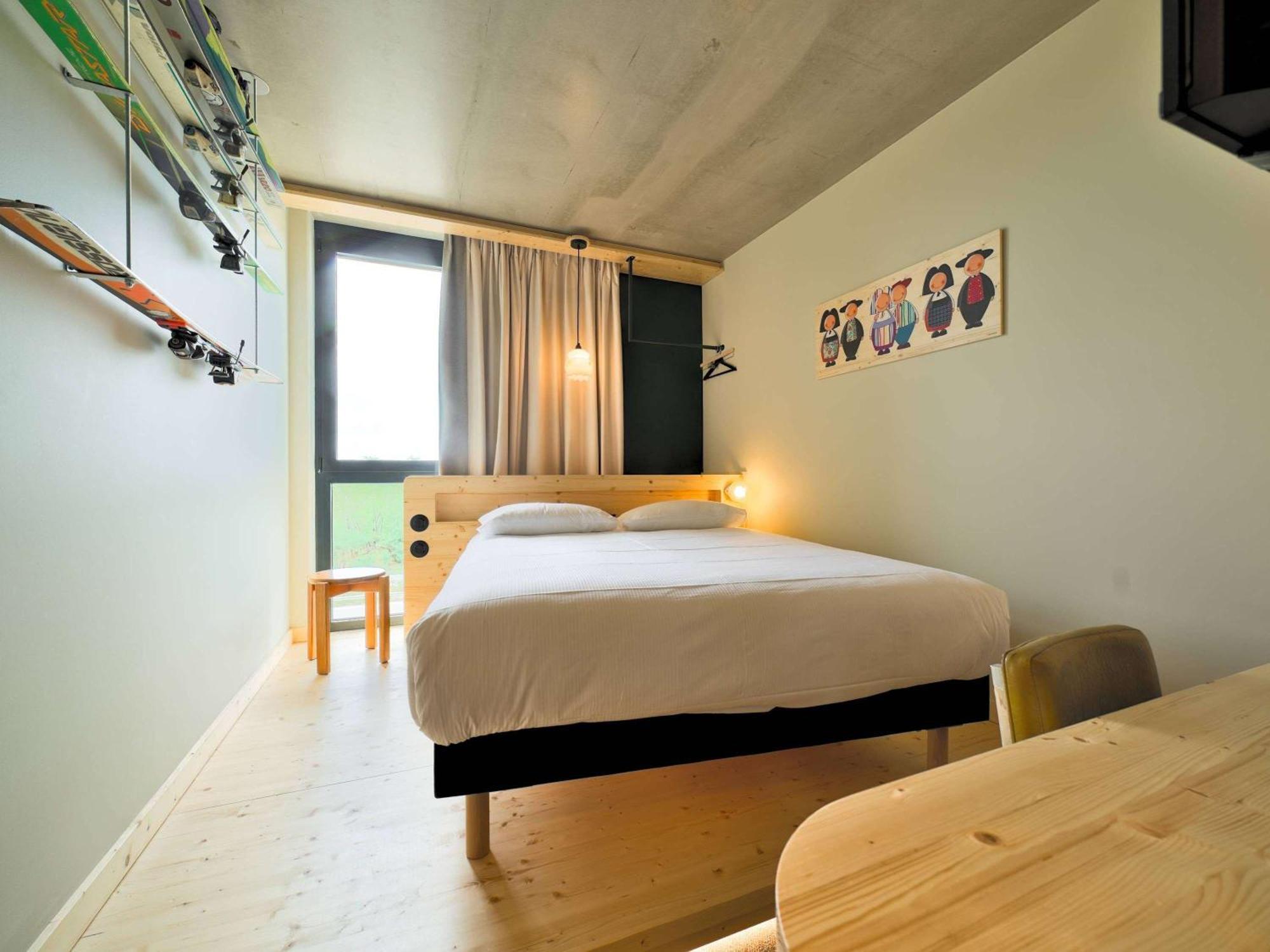 Greet Hotel Cernay Mulhouse Bagian luar foto